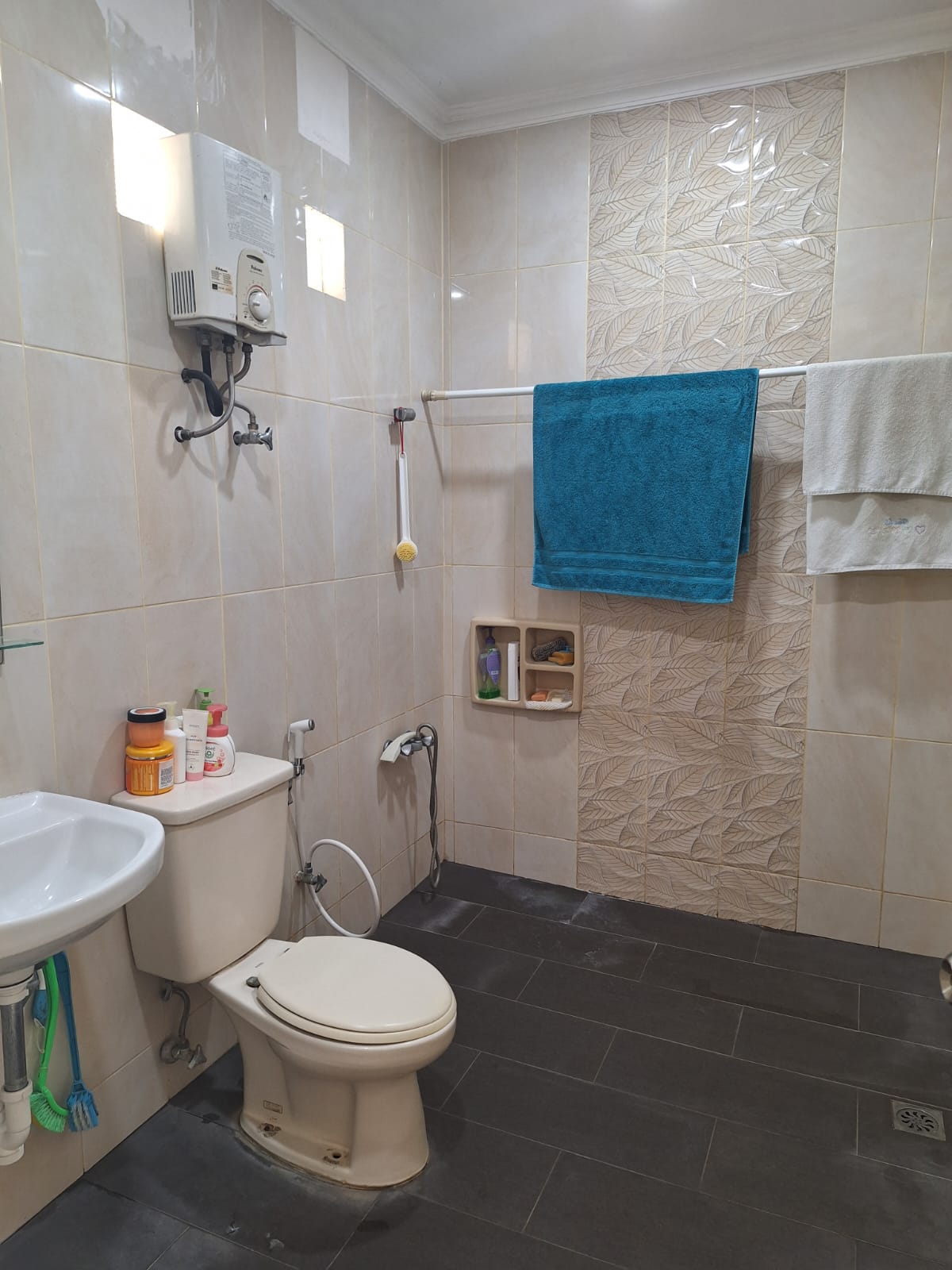 Rumah Disewakan Fully Furnished di Taman Dago Lippo Cikarang